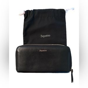 Repetto Black Calf Skin Wallet 🩰